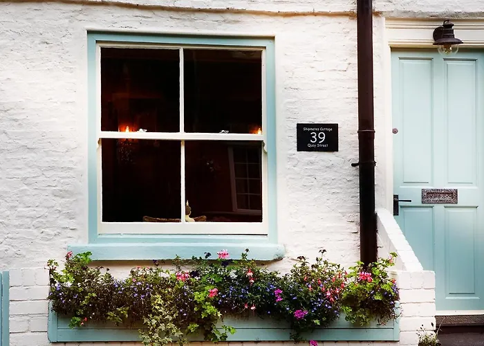 Boutique Fisherman\'S Grade II Listed Cottage